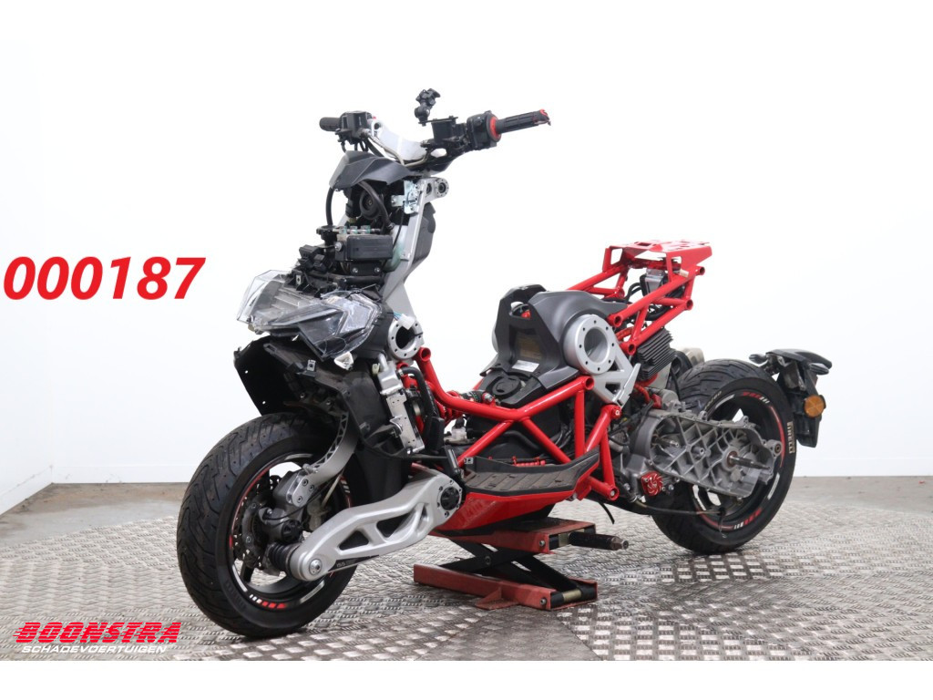 Italjet  Dragster 125 2.738 km