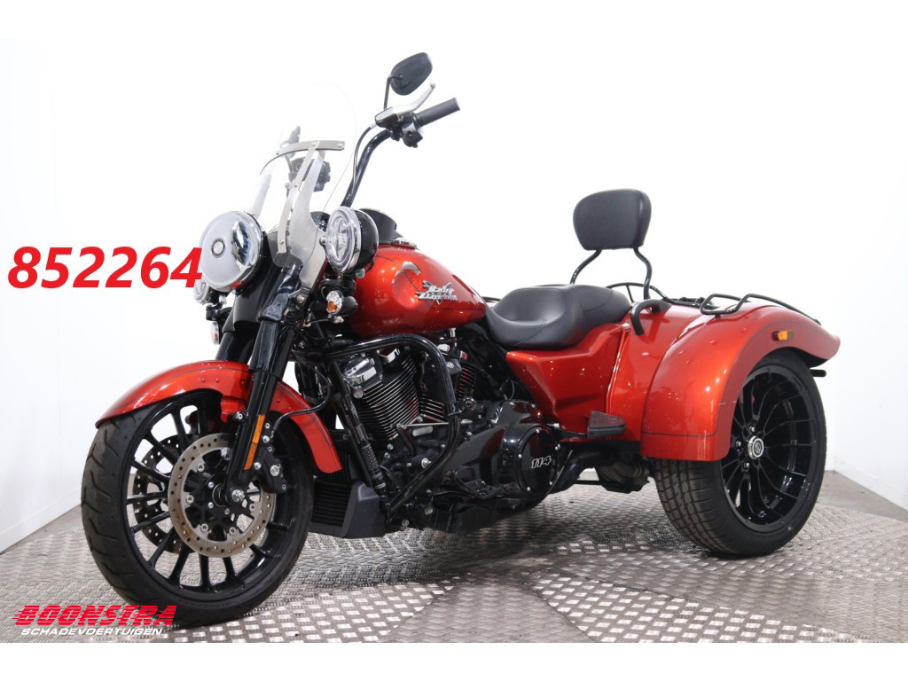 Harley-Davidson  FLRT Freewheeler 114 1.398 km!
