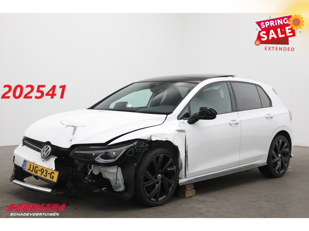 Volkswagen Golf 1.5 eTSI DSG R-Line Pano LED ACC LRHZ SHZ PDC